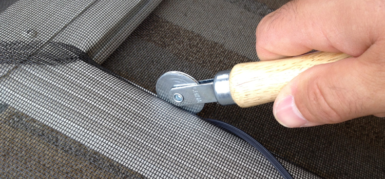 metal screen door repair in Navarre